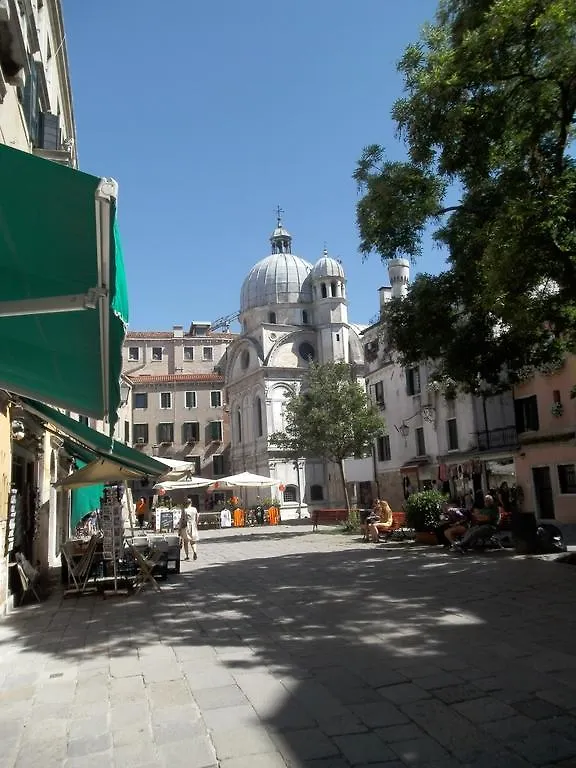 Venice Star Guest House 2*,  Italy